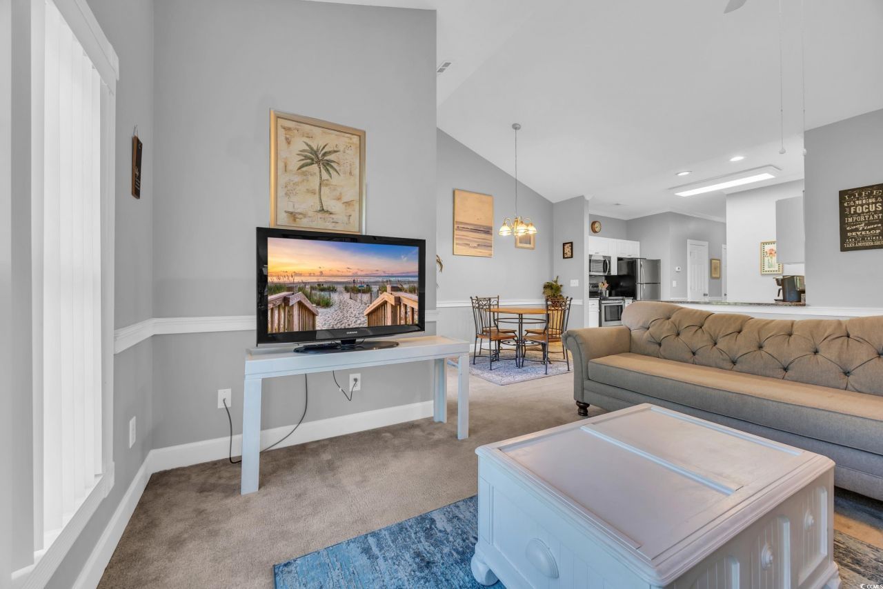 683 Riverwalk Dr. Photo 26