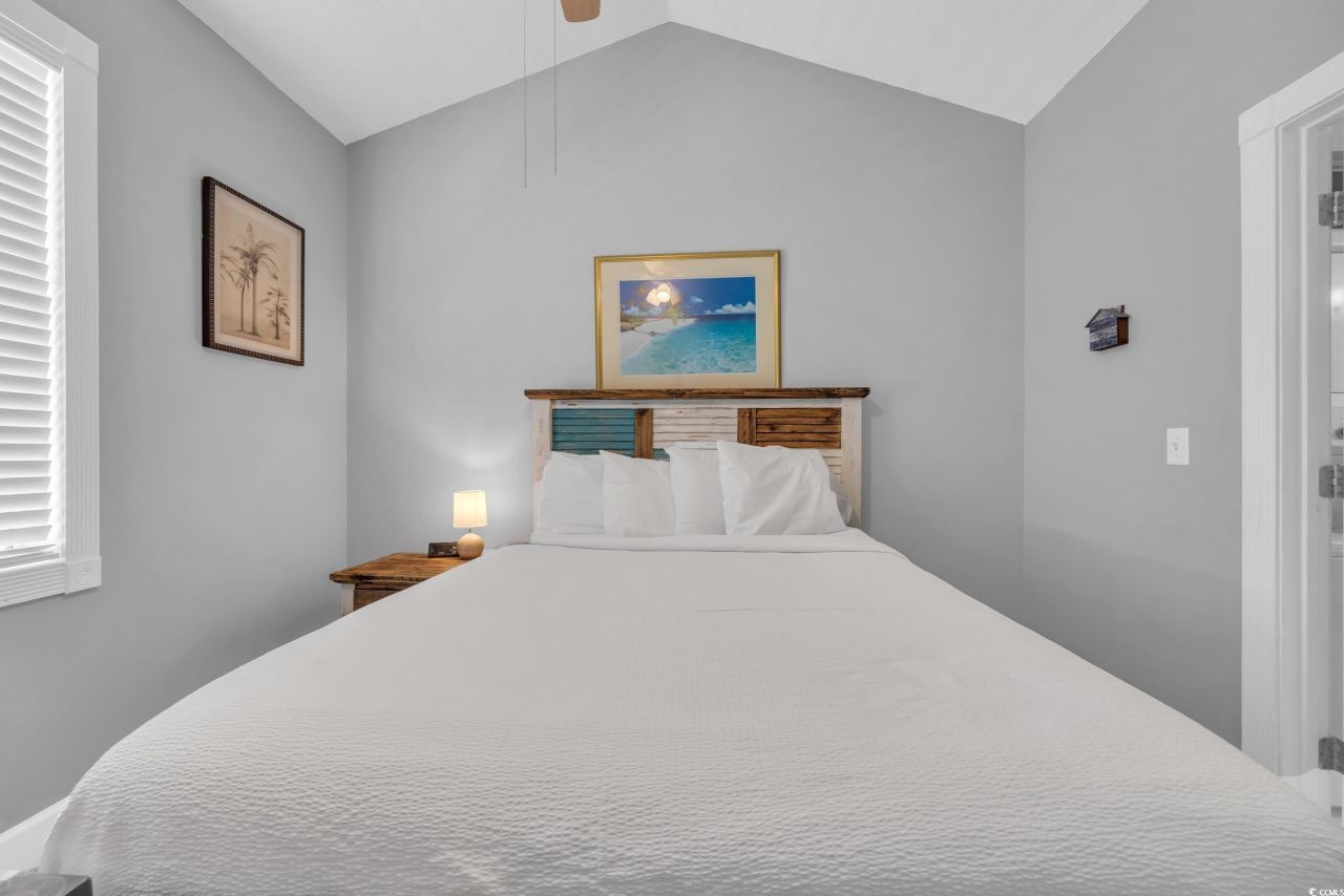 683 Riverwalk Dr. Photo 9