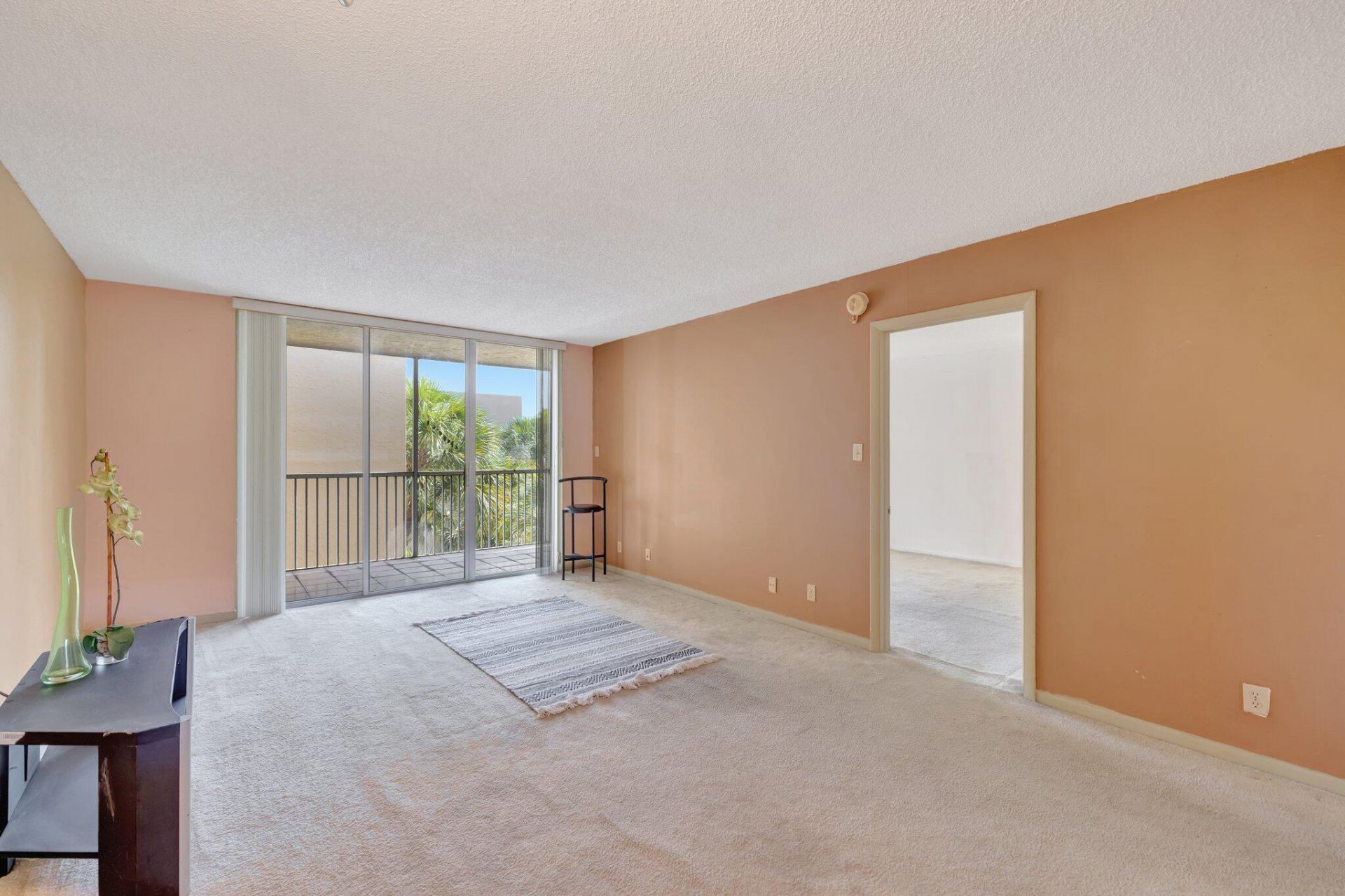 3301 NW 47th Terrace, Unit 410, Lauderdale Lakes, FL 33319 Photo