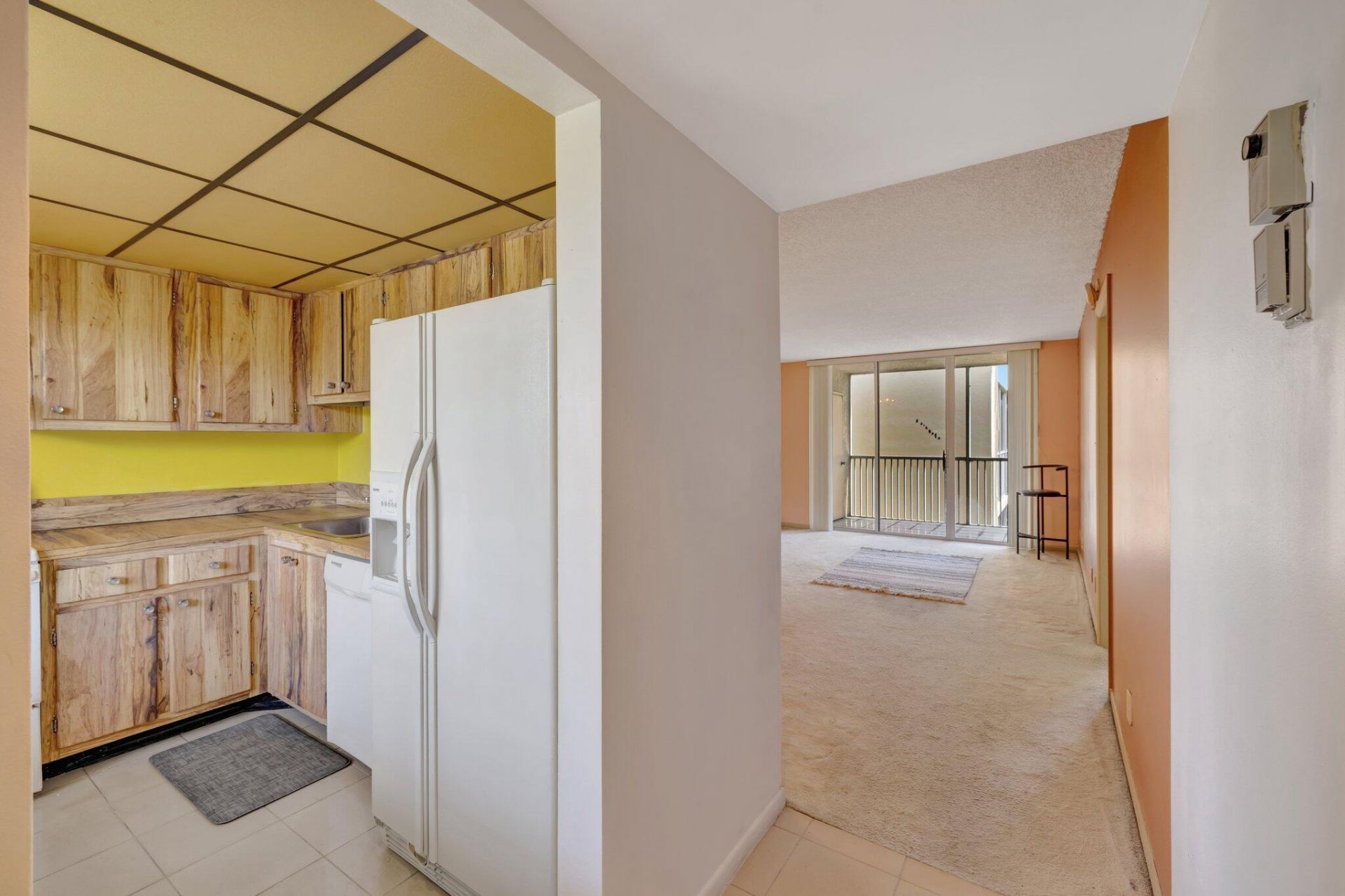 3301 NW 47th Terrace, Unit 410, Lauderdale Lakes, FL 33319 Photo