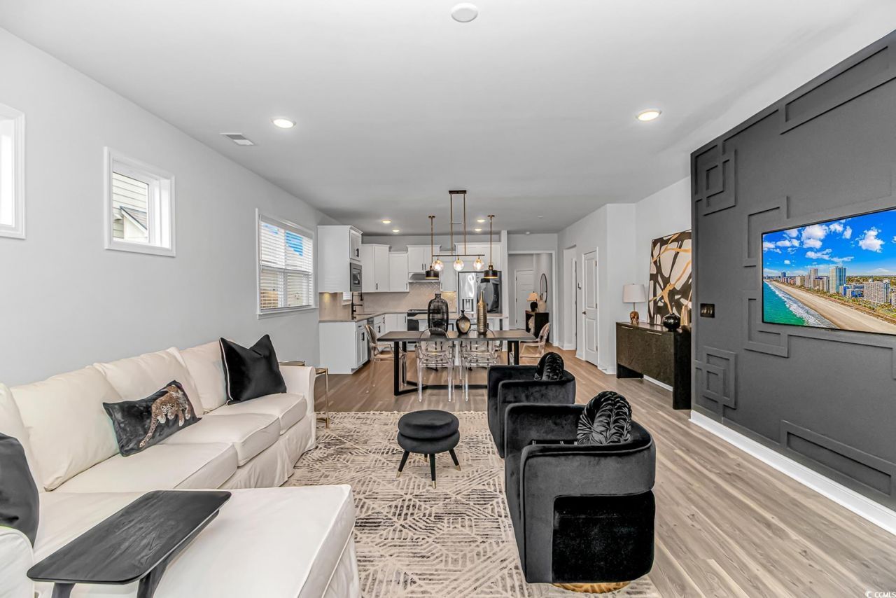 6076 Campanella St. Photo 10