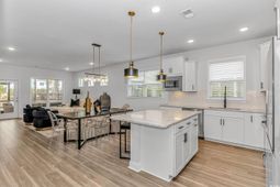 6076 Campanella St. photo 4