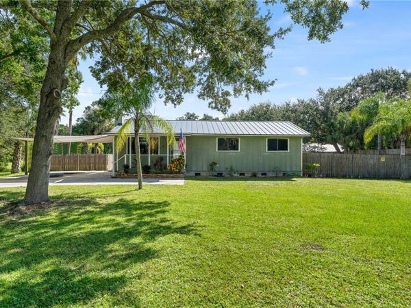 9633 Honeysuckle Drive, Sebastian, FL 32976