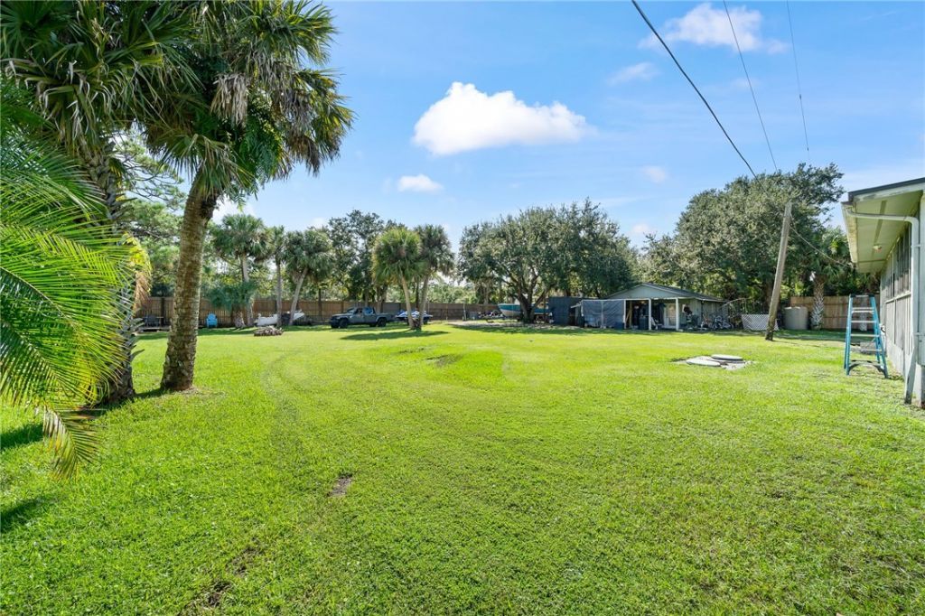 9633 Honeysuckle Drive, Sebastian, FL 32976 Photo