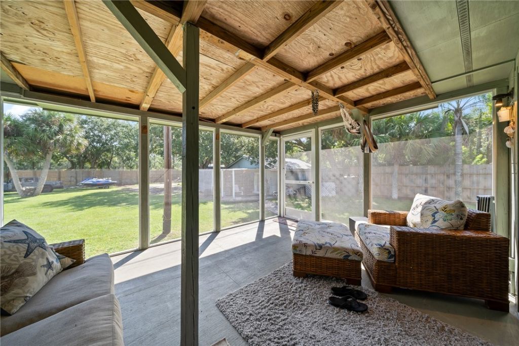 9633 Honeysuckle Drive, Sebastian, FL 32976 Photo