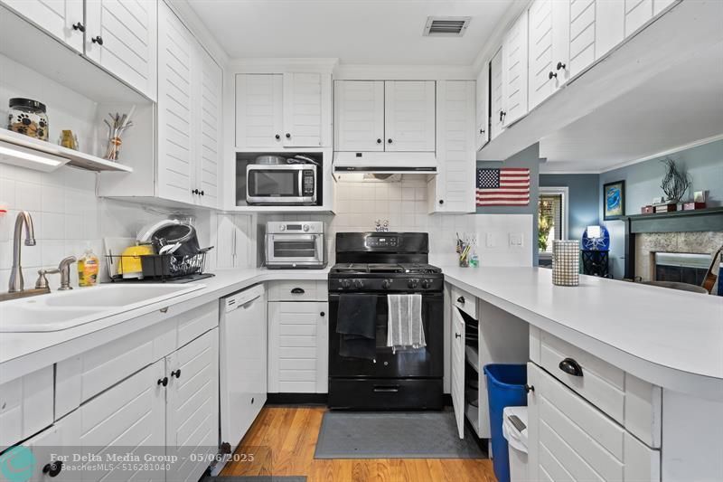 9633 Honeysuckle, Sebastian, FL 32976 Photo