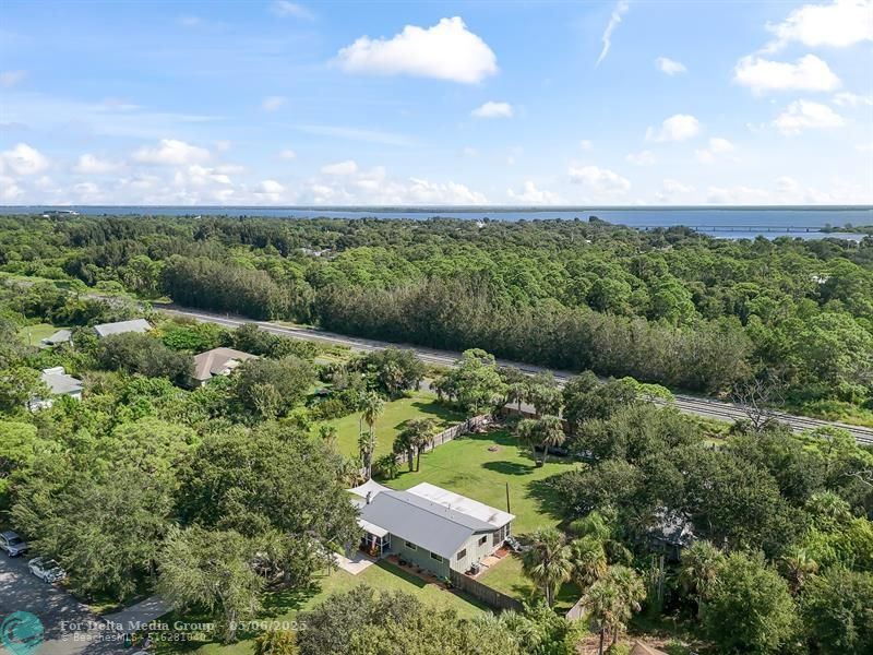 9633 Honeysuckle, Sebastian, FL 32976 Photo