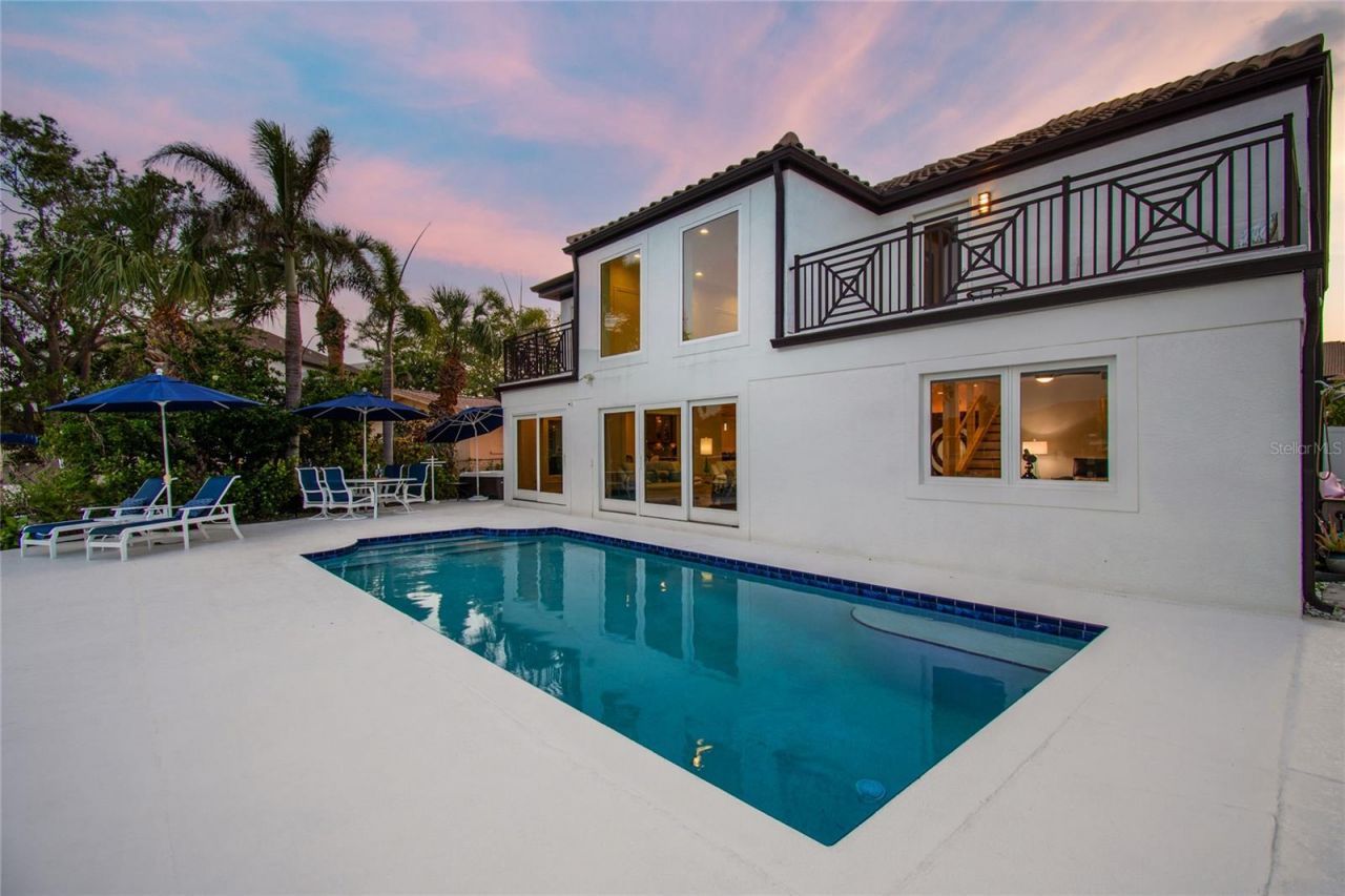 2233 Donato Drive, Belleair Beach, FL 33786 Photo