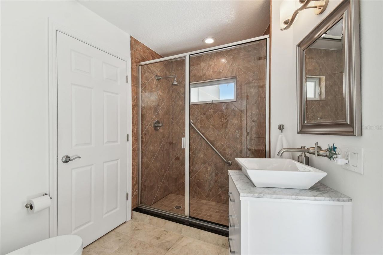 2233 Donato Drive, Belleair Beach, FL 33786 Photo