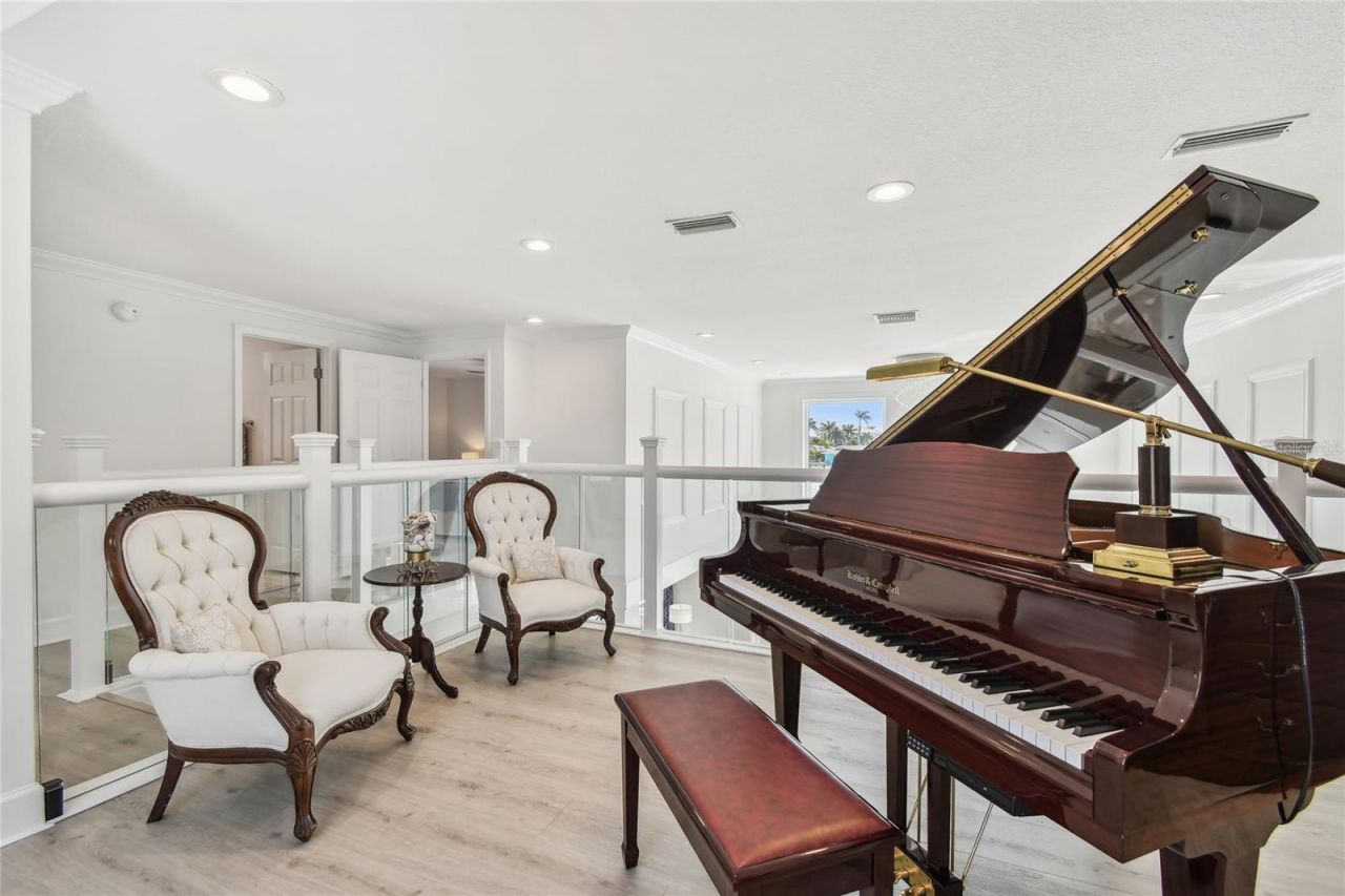 2233 Donato Drive, Belleair Beach, FL 33786 Photo