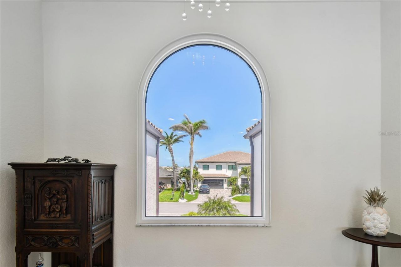 2233 Donato Drive, Belleair Beach, FL 33786 Photo