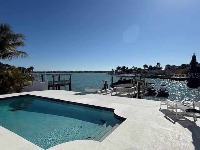 2233 Donato Drive, Belleair Beach, FL 33786 Photo