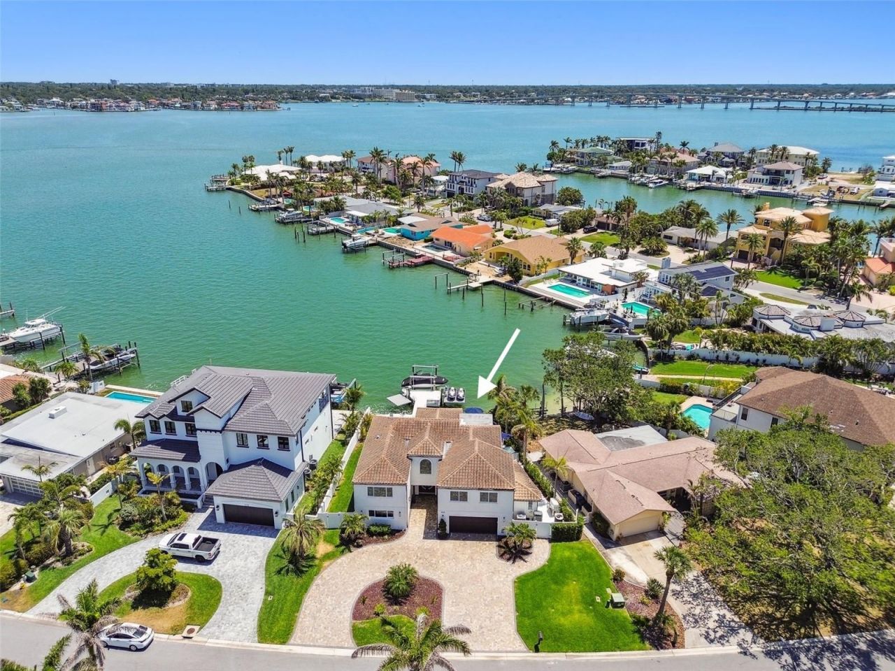 2233 Donato Drive, Belleair Beach, FL 33786 Photo