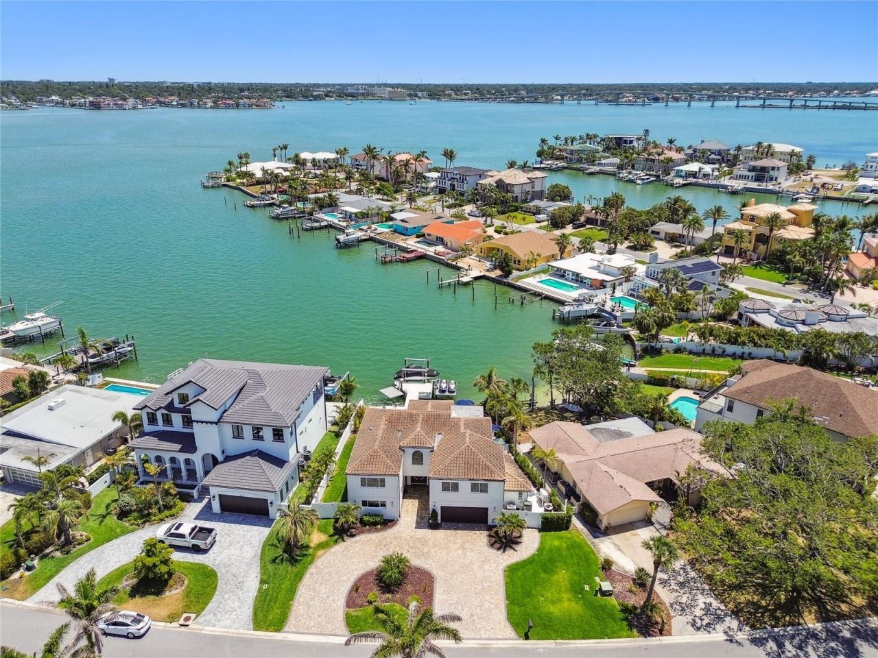 2233 Donato Drive, Belleair Beach, FL 33786 Photo