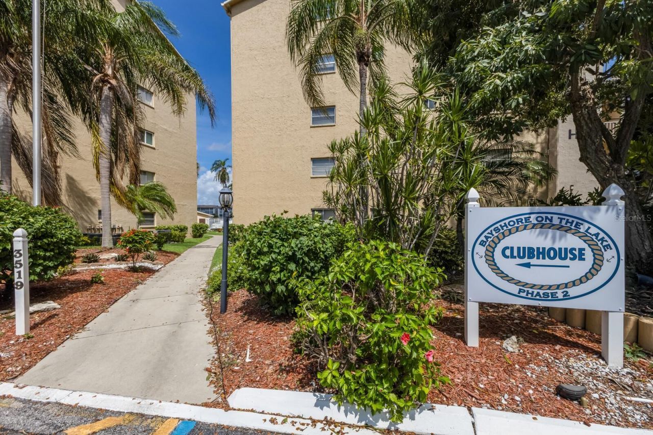 4015 Lake Bayshore Drive, Unit 108, Bradenton, FL 34205 Photo