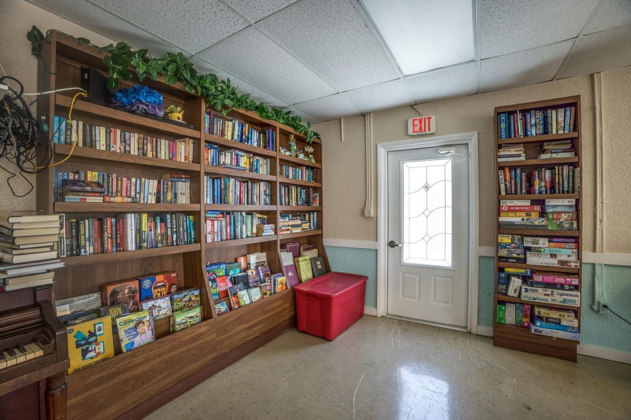 4015 Lake Bayshore Drive, Unit 108, Bradenton, FL 34205 Photo