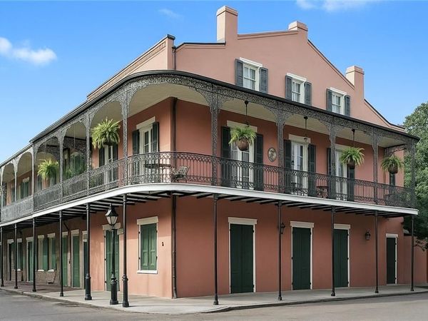 600 GOVERNOR NICHOLLS Street, New Orleans, LA 70116