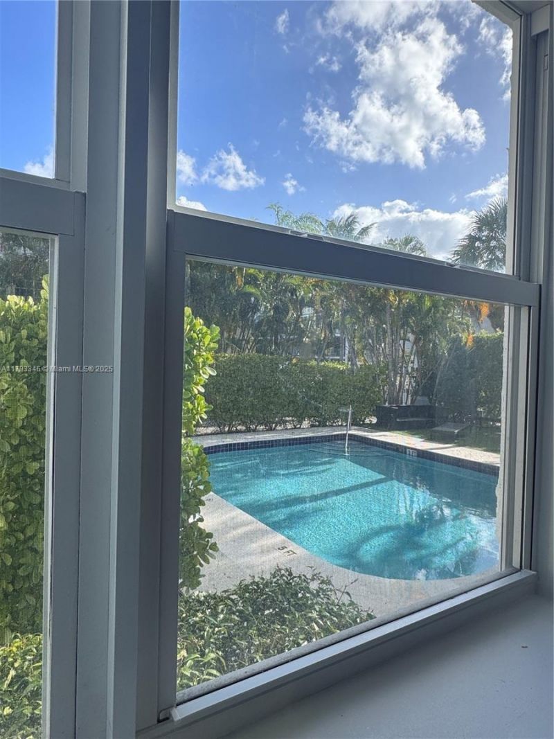 361 Collins Ave, Unit A2, Miami Beach, FL 33139 Photo