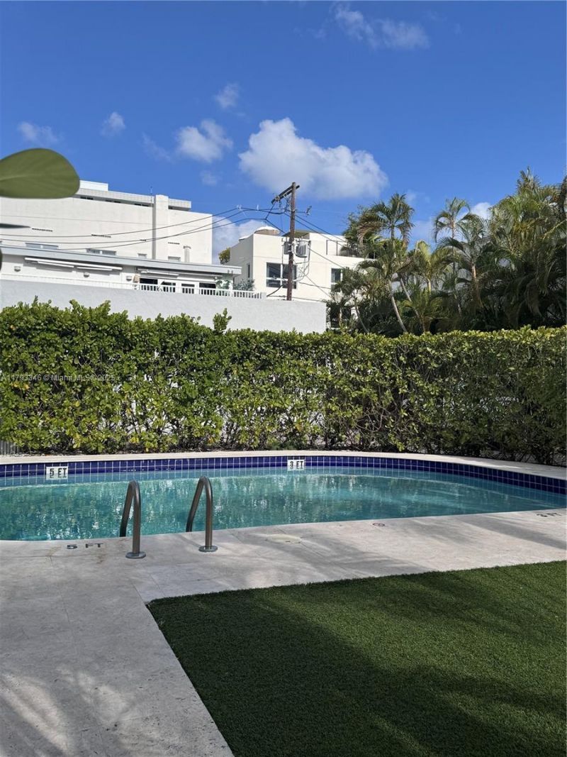 361 Collins Ave, Unit A2, Miami Beach, FL 33139 Photo