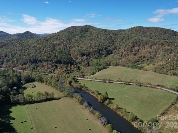 4136 Rose Creek Road, Franklin, NC 28734
