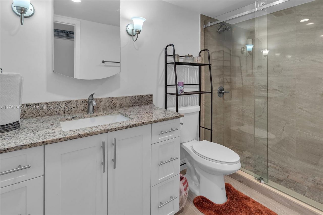 2780 NE 183rd St, Unit 1517, Aventura, FL 33160 Photo