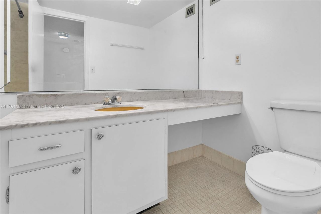 2780 NE 183rd St, Unit 1517, Aventura, FL 33160 Photo