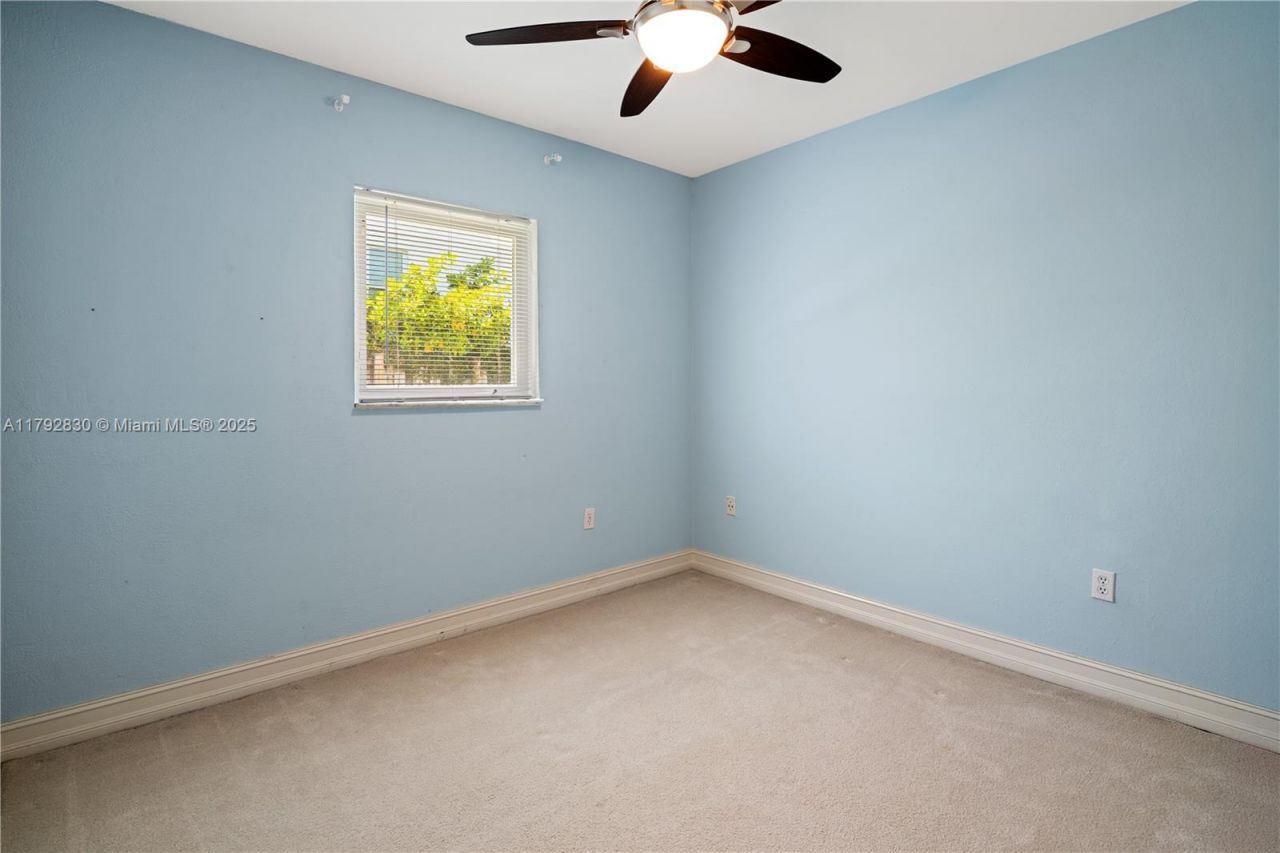 310 Woodcrest Rd, Key Biscayne, FL 33149 Photo