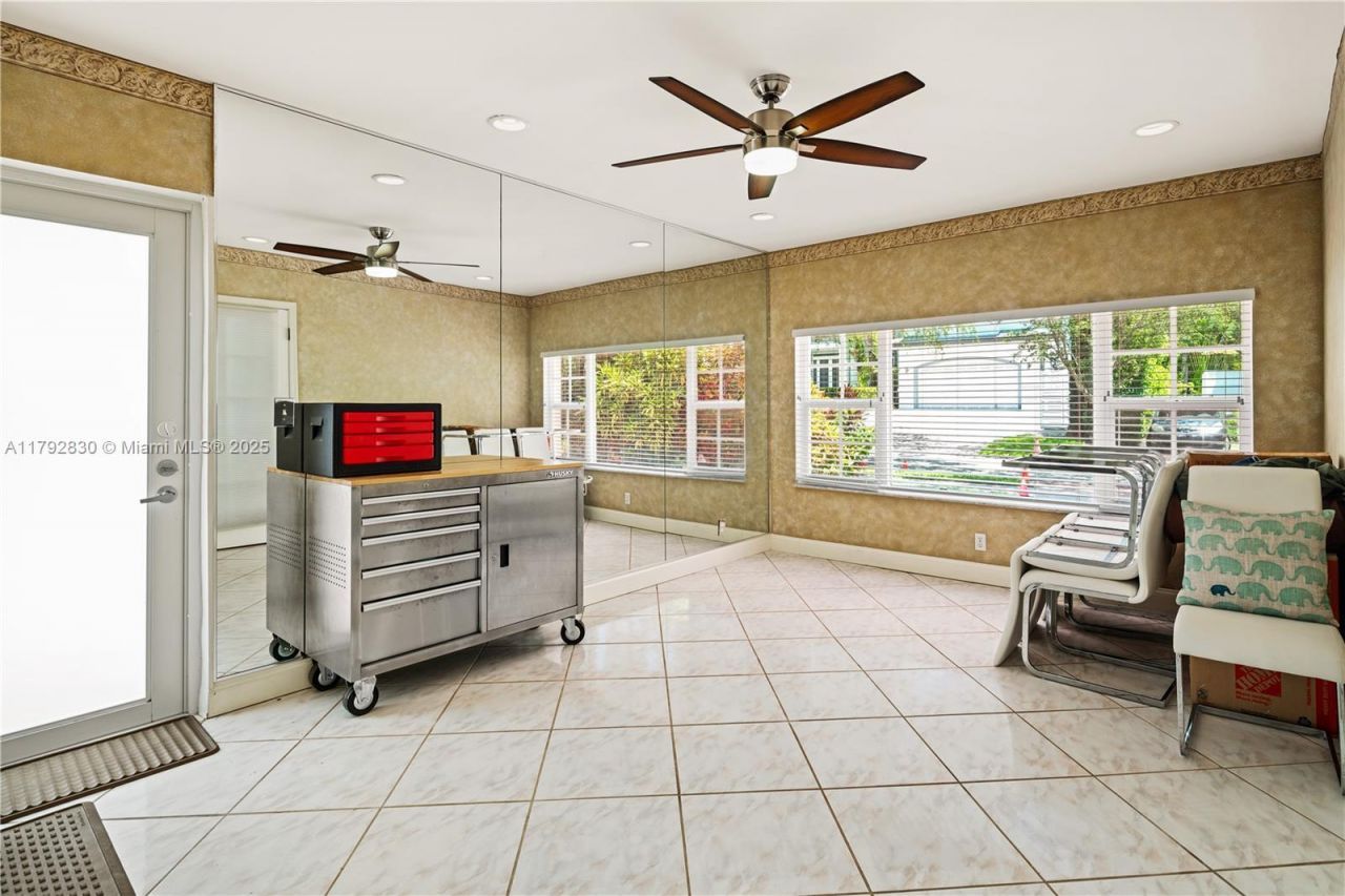 310 Woodcrest Rd, Key Biscayne, FL 33149 Photo