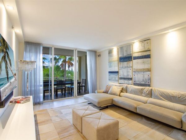 701 Crandon Blvd, Unit 402, Key Biscayne, FL 33149