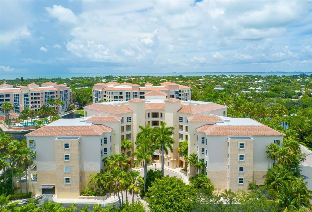 701 Crandon Blvd, Unit 402, Key Biscayne, FL 33149 Photo