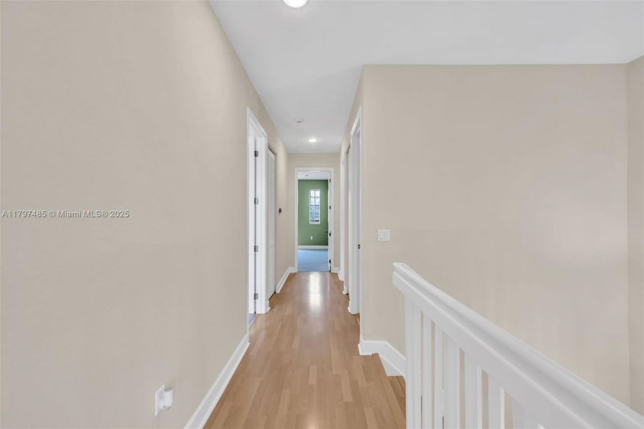 8706 Blaze Ct, Davie, FL 33328 Photo