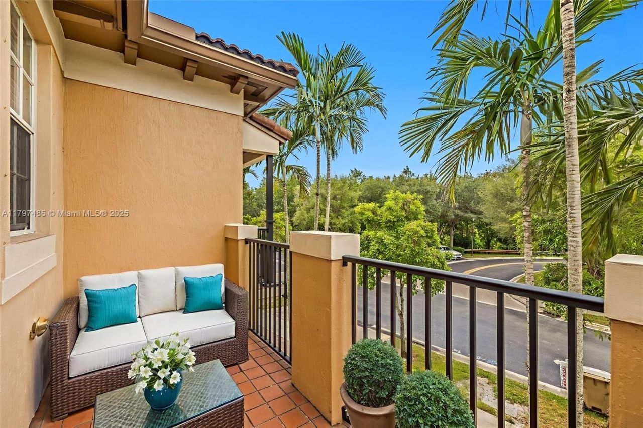 8706 Blaze Ct, Davie, FL 33328 Photo