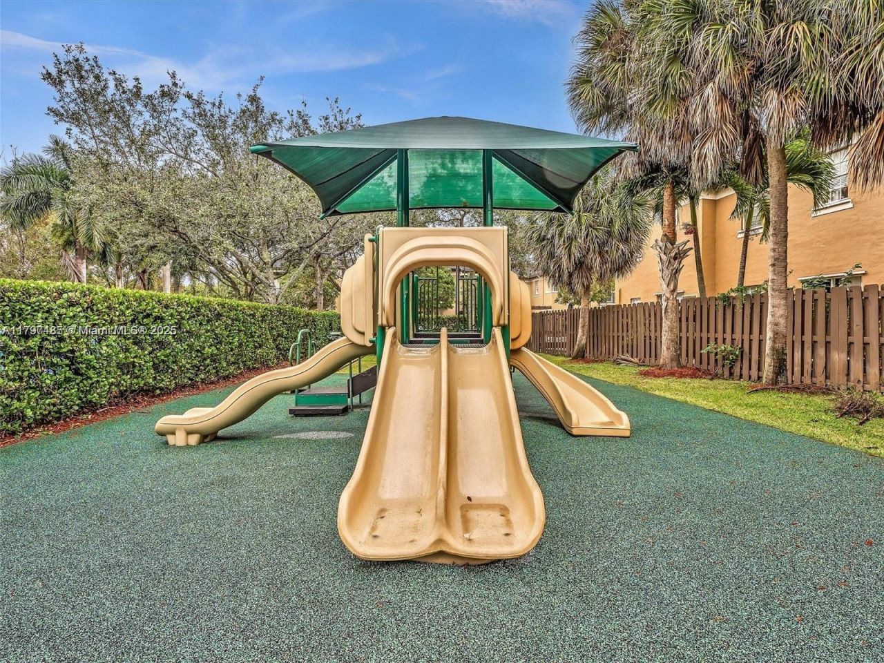 8706 Blaze Ct, Davie, FL 33328 Photo