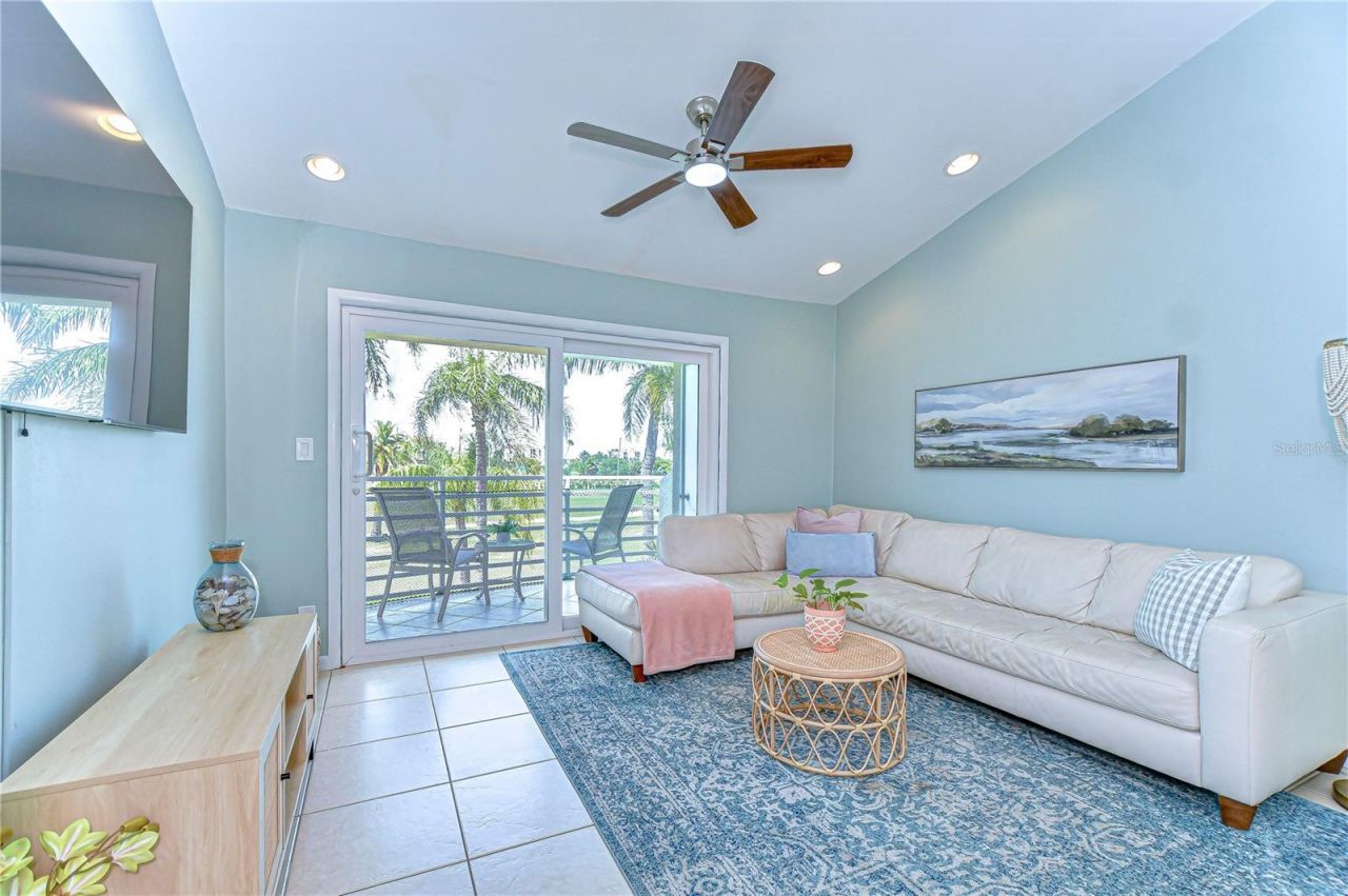 6191 Bahia Del Mar Boulevard, Unit 205, Saint Petersburg, FL 33715 Photo