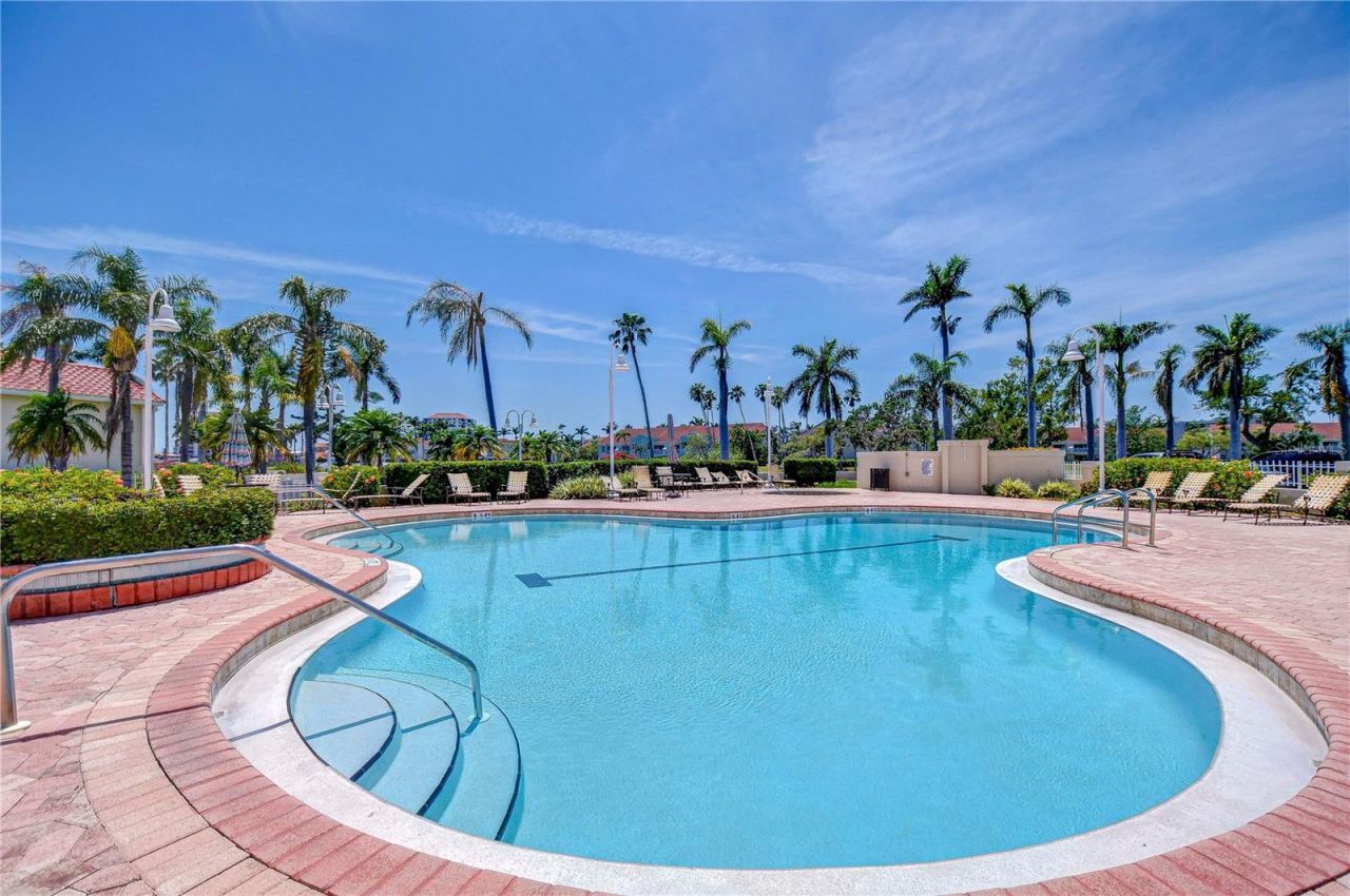 6191 Bahia Del Mar Boulevard, Unit 205, Saint Petersburg, FL 33715 Photo