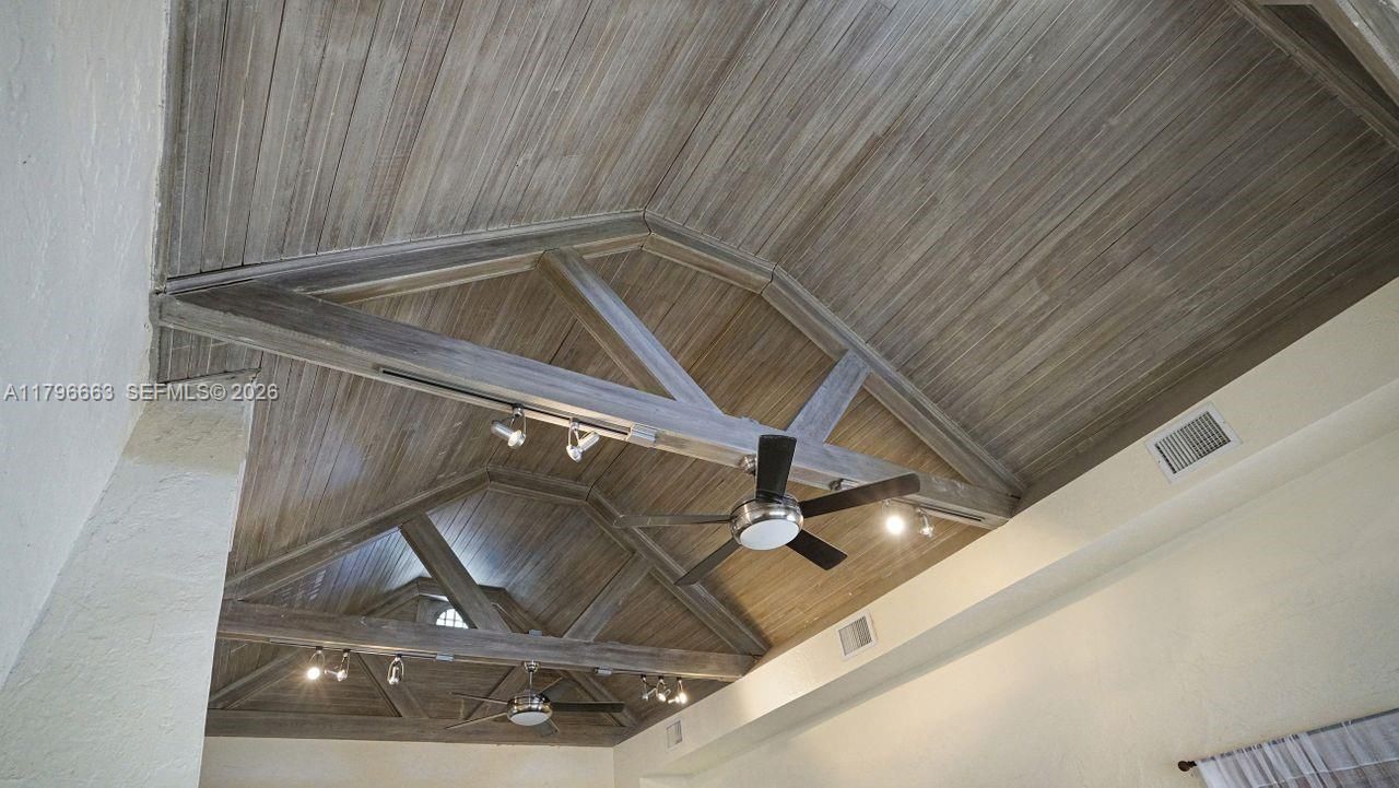 1423 Biarritz Dr, Miami Beach, FL 33141 Photo