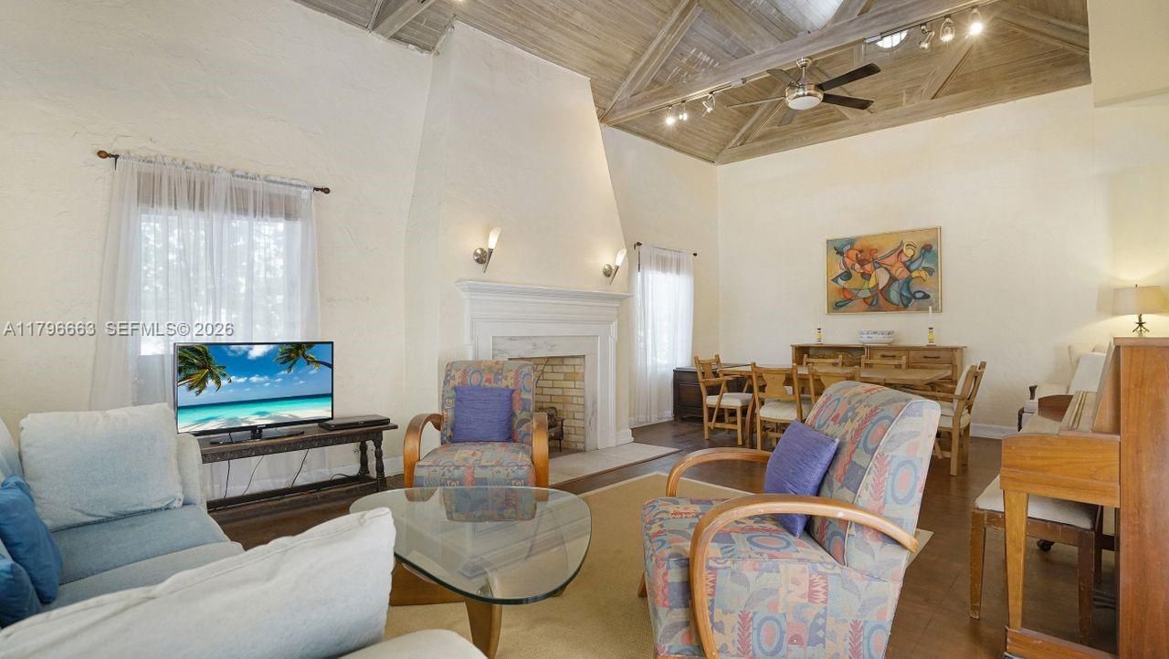 1423 Biarritz Dr, Miami Beach, FL 33141 Photo