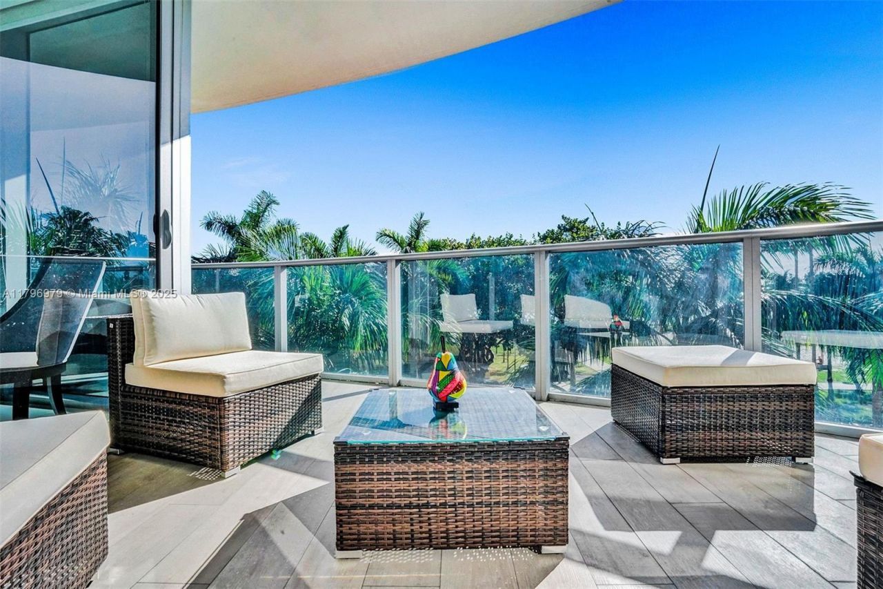 488 NE 18th St, Unit 208, Miami, FL 33132 Photo