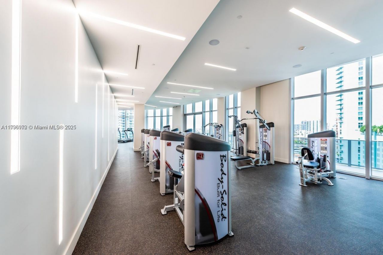 488 NE 18th St, Unit 208, Miami, FL 33132 Photo