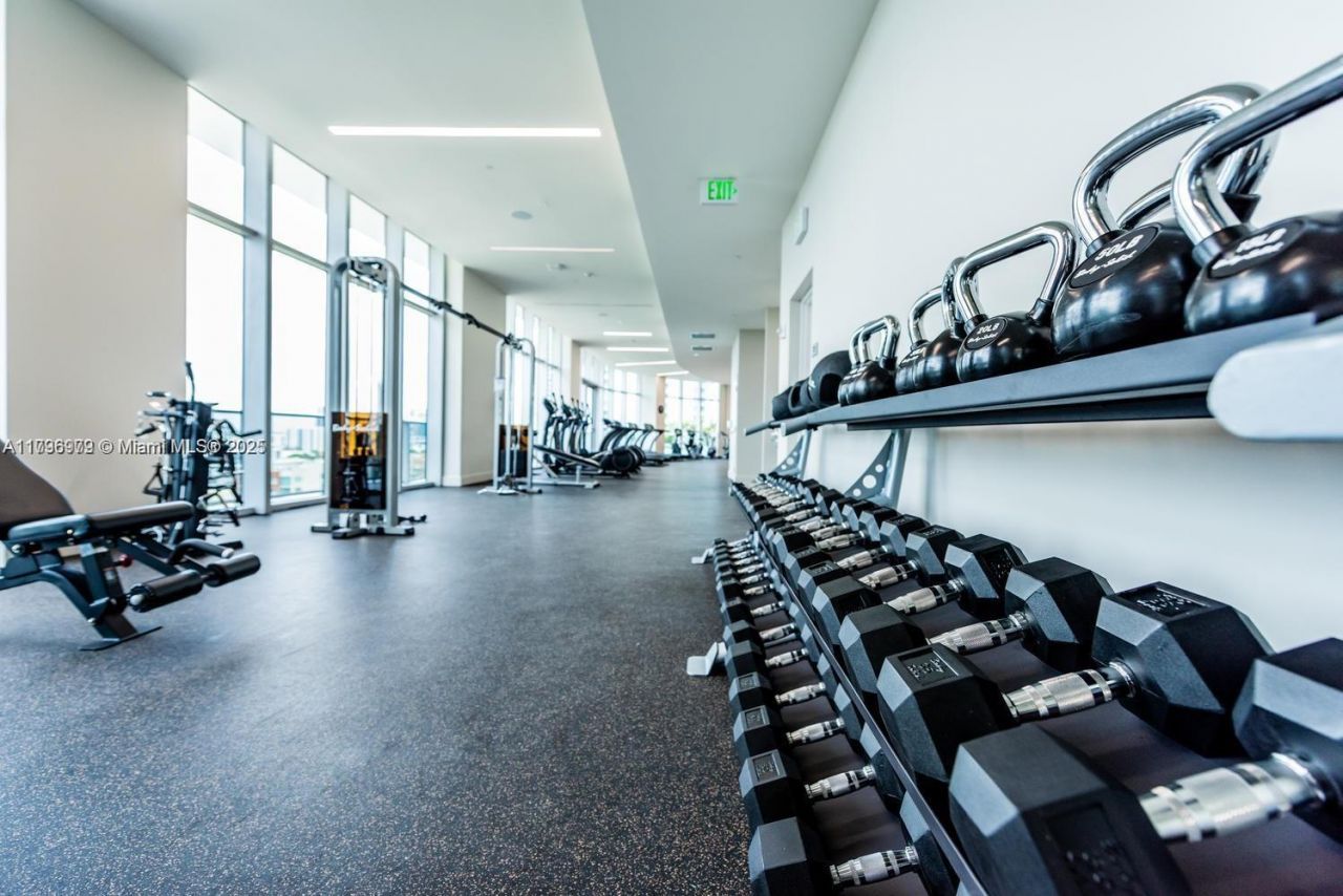 488 NE 18th St, Unit 208, Miami, FL 33132 Photo