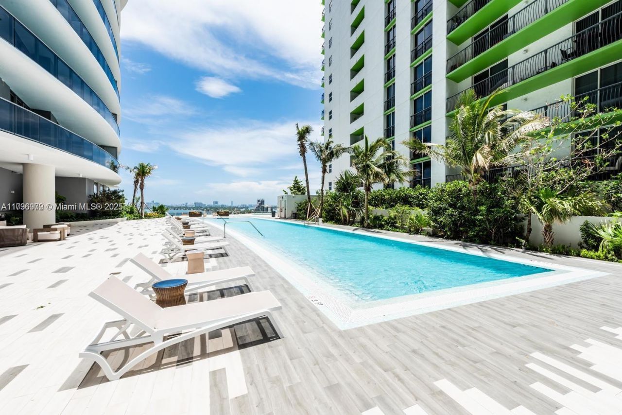 488 NE 18th St, Unit 208, Miami, FL 33132 Photo