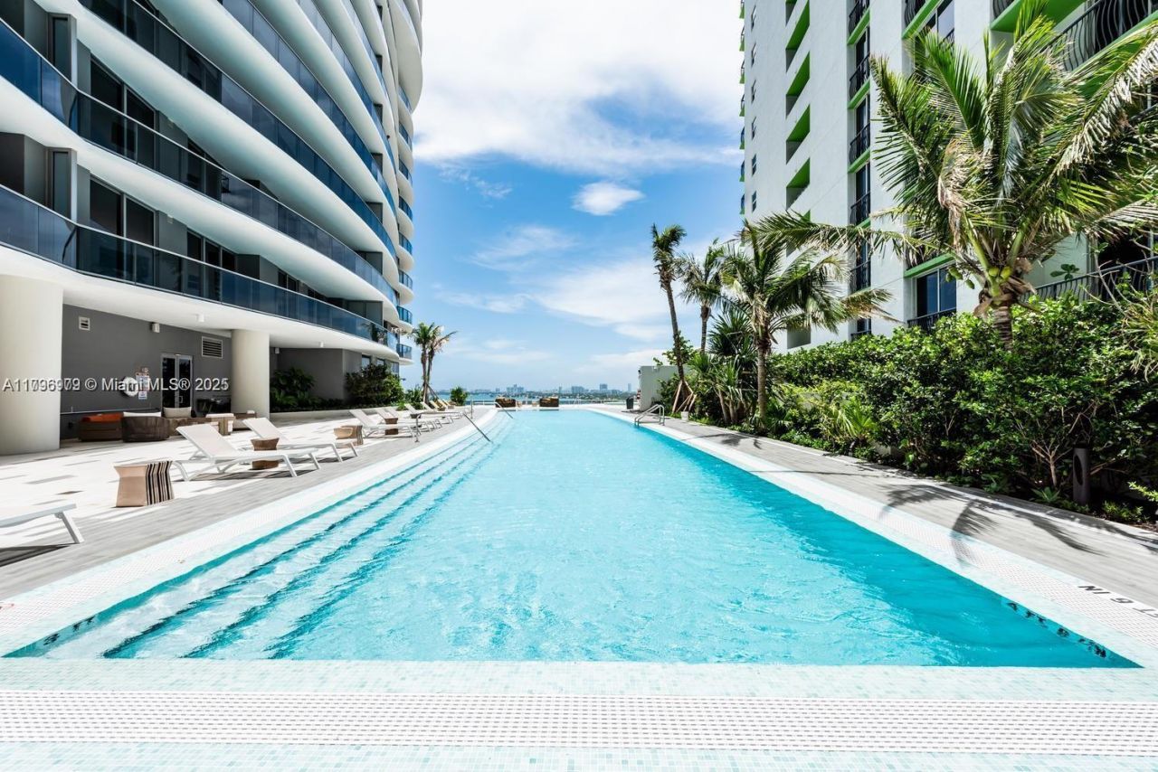 488 NE 18th St, Unit 208, Miami, FL 33132 Photo