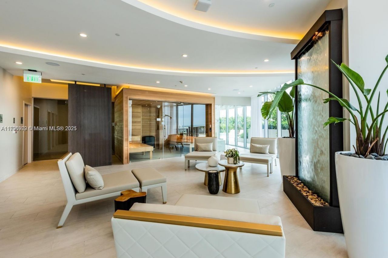 488 NE 18th St, Unit 208, Miami, FL 33132 Photo