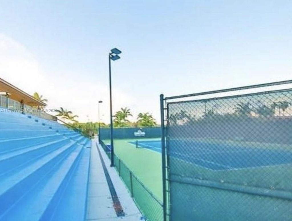 9725 NW 52nd St, Unit 407, Doral, FL 33178 Photo