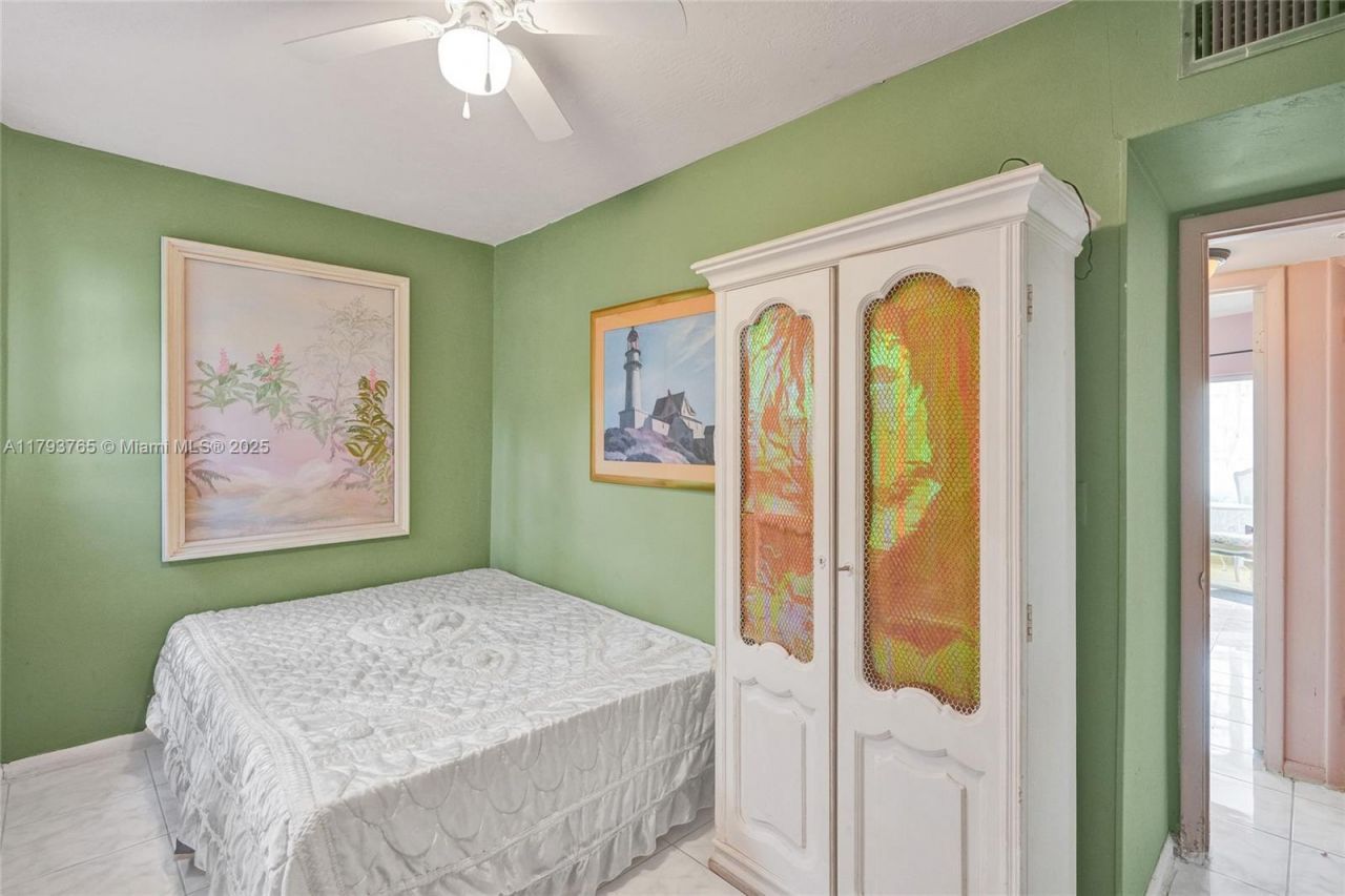 18746 NE 18th Ave, Unit 146, Miami, FL 33179 Photo
