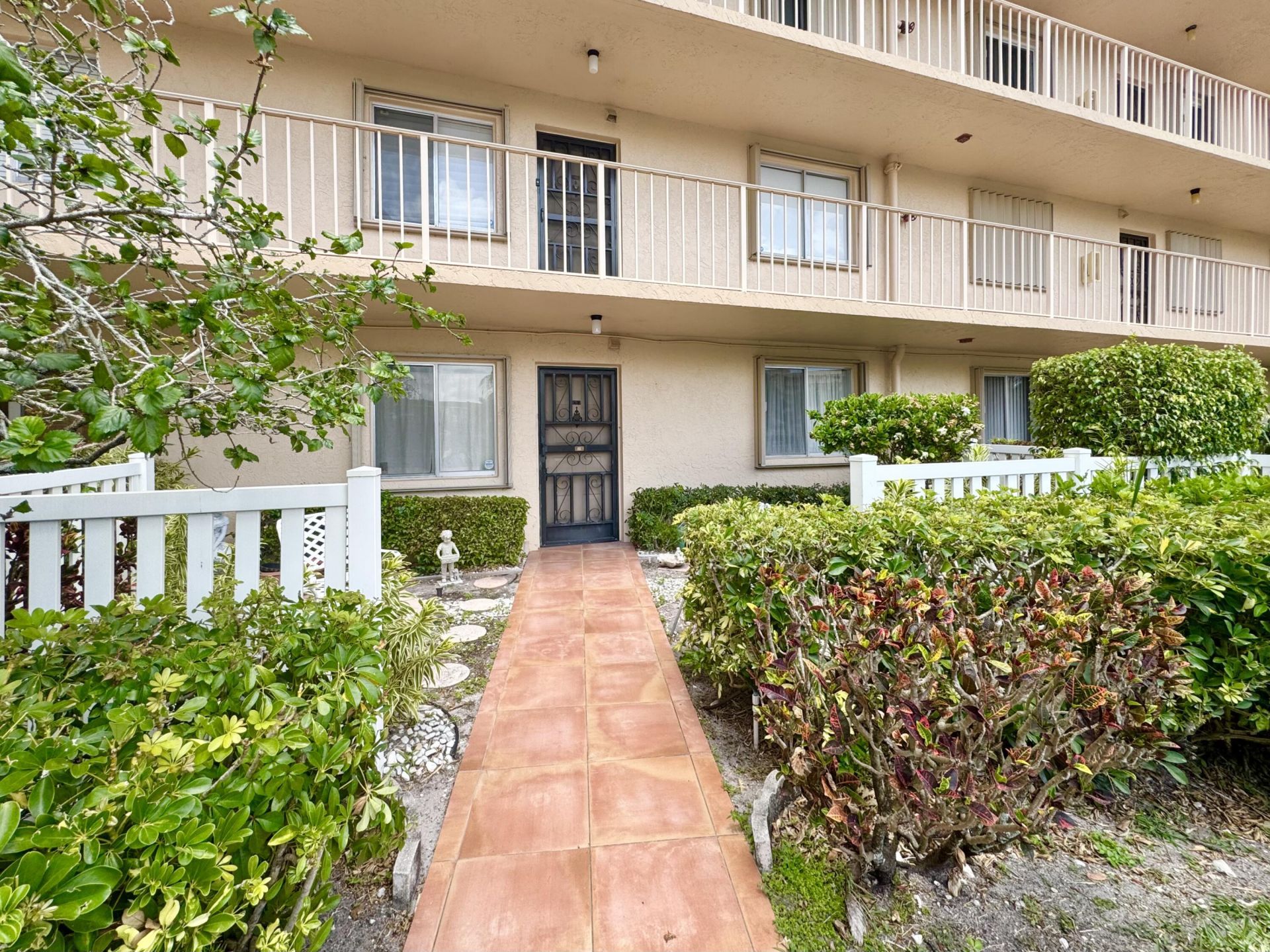 7145 Huntington Lane, Unit 102, Delray Beach, FL 33446 Photo