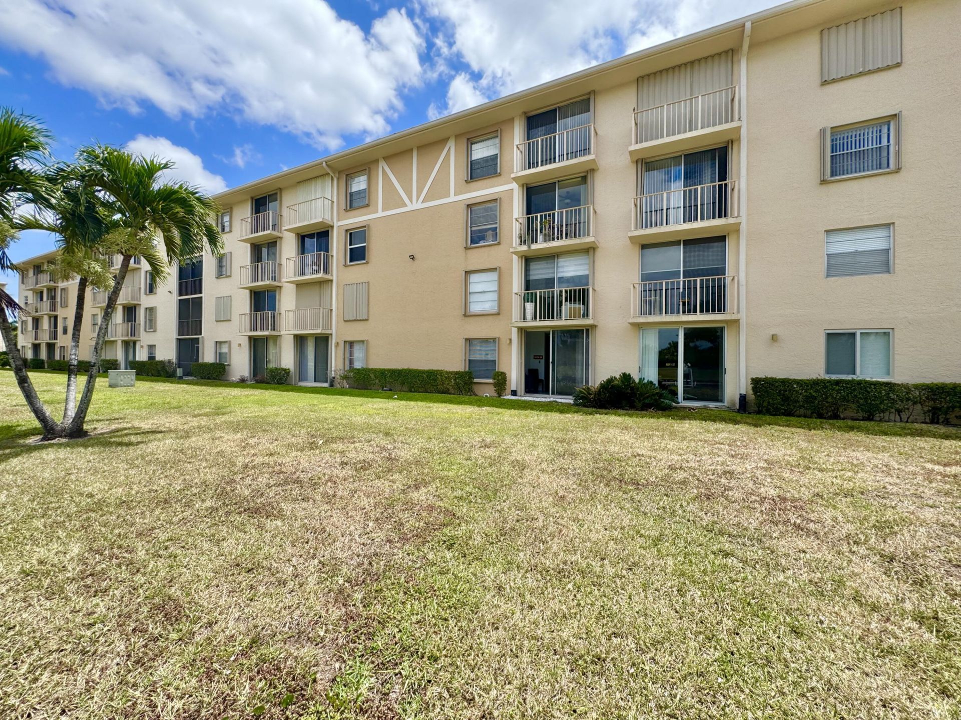 7145 Huntington Lane, Unit 102, Delray Beach, FL 33446 Photo