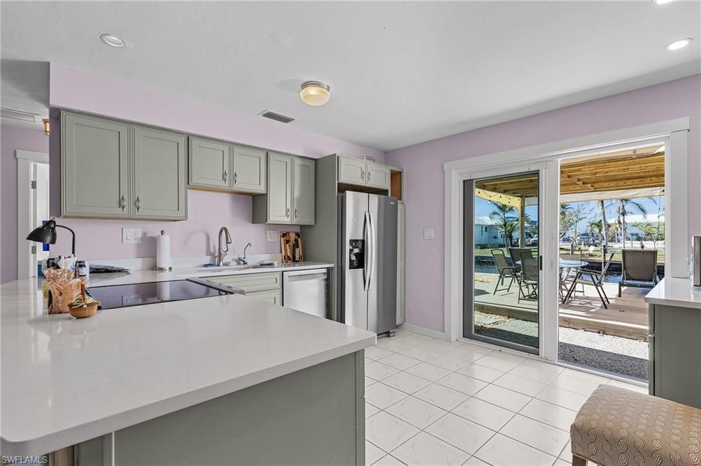 3201/3203 Stabile Rd, Saint James City, FL 33956 Photo