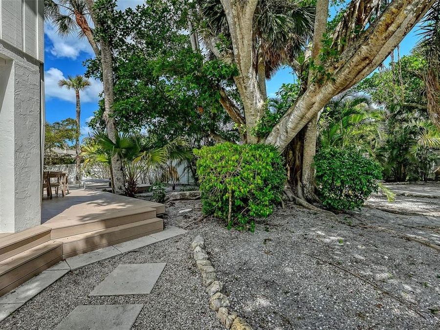 Property Image 77