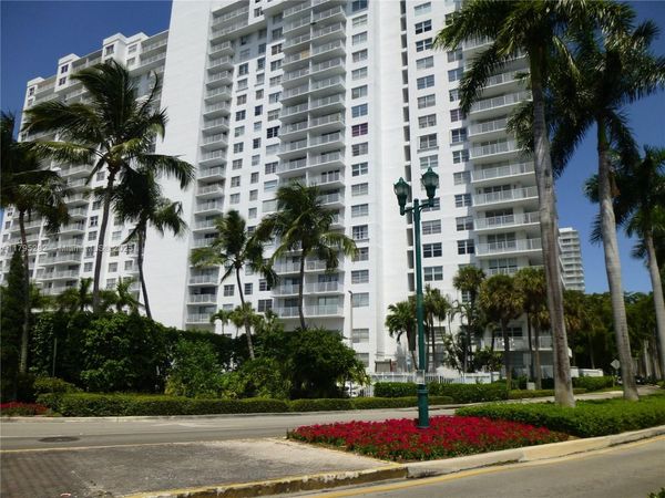 2801 NE 183rd St, Unit 1507W, Aventura, FL 33160